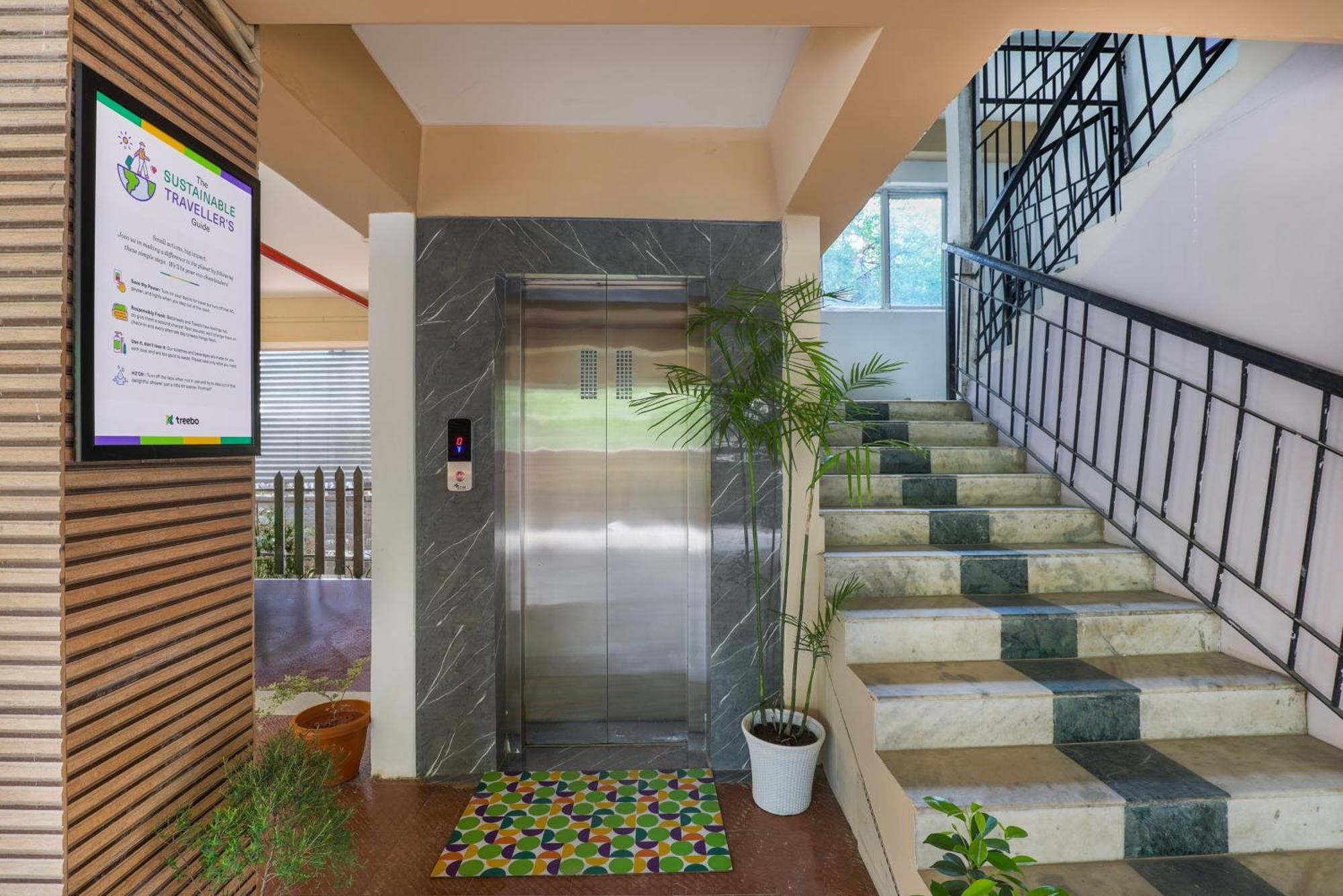 Treebo Urban Oasis Inn Γουβαχάτι Εξωτερικό φωτογραφία