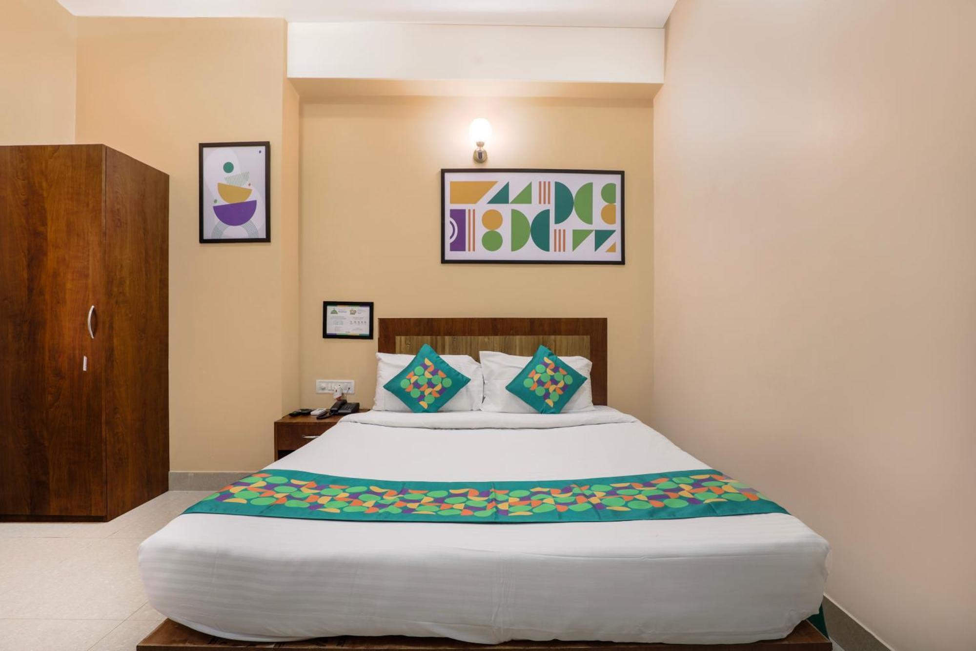 Treebo Urban Oasis Inn Γουβαχάτι Εξωτερικό φωτογραφία