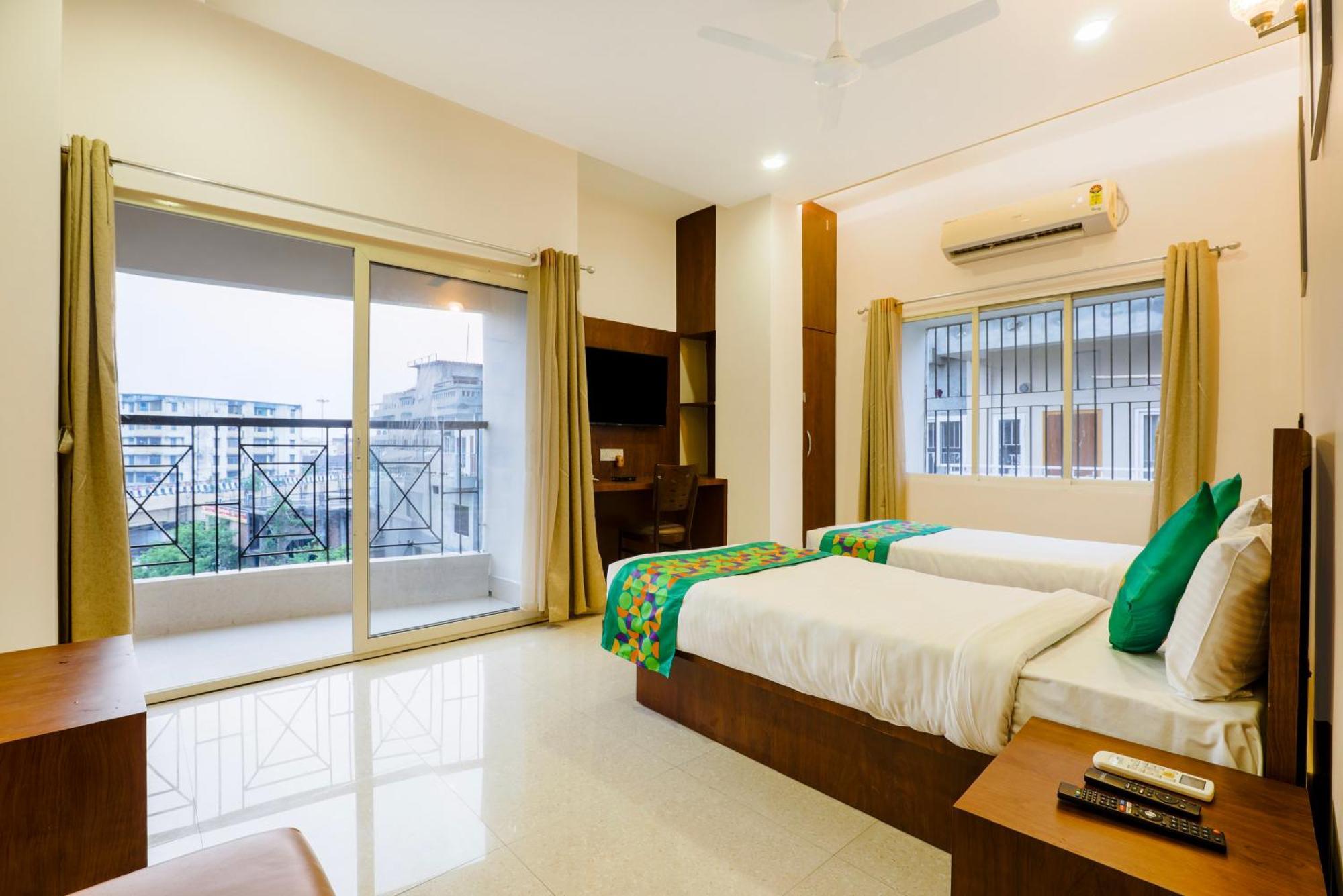Treebo Urban Oasis Inn Γουβαχάτι Εξωτερικό φωτογραφία